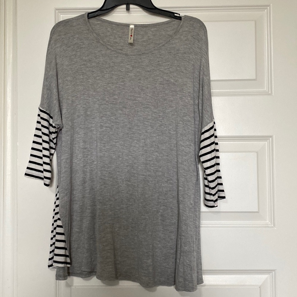 Gray Tee